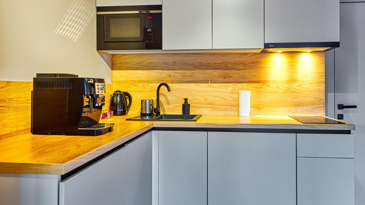Apartament Karpatia Resort C2 Z Dwoma Sypialniami - 5D Apartamenty คาร์ปัตซ์ ภายนอก รูปภาพ